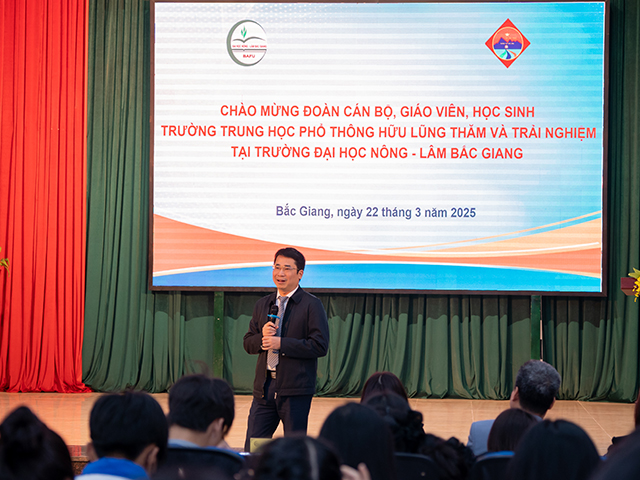 Một ngày trải nghiệm đáng nhớ của học sinh THPT Hữu Lũng tại Trường Đại học Nông - Lâm Bắc Giang